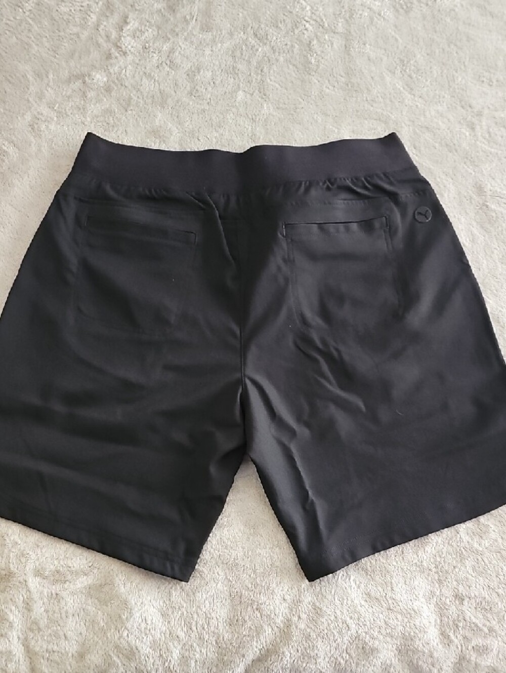 Puma NWT Women's Black Bermuda Stretch Shorts - size Large